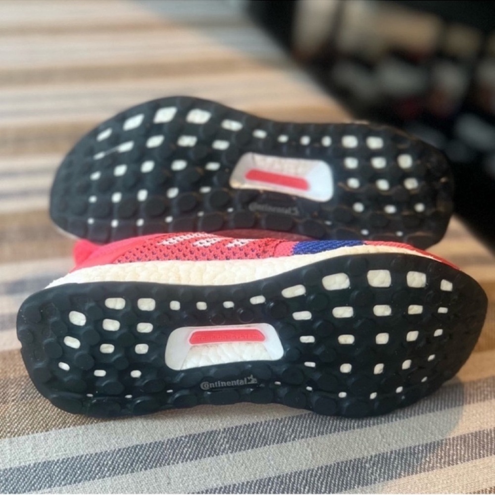 Adidas Ultraboost ST sneakers - Picture 11 of 16